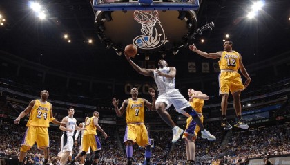 开云体育入口-鹈鹕碾压步行者，文班亚马在年度焦点之战中完成终极进化