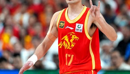 开云体育中国-新疆队逆转凯尔特人，孙铭徽高光表现