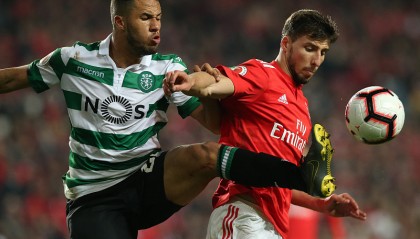 开云体育下载-曼联轻取荷兰，加维高光表现