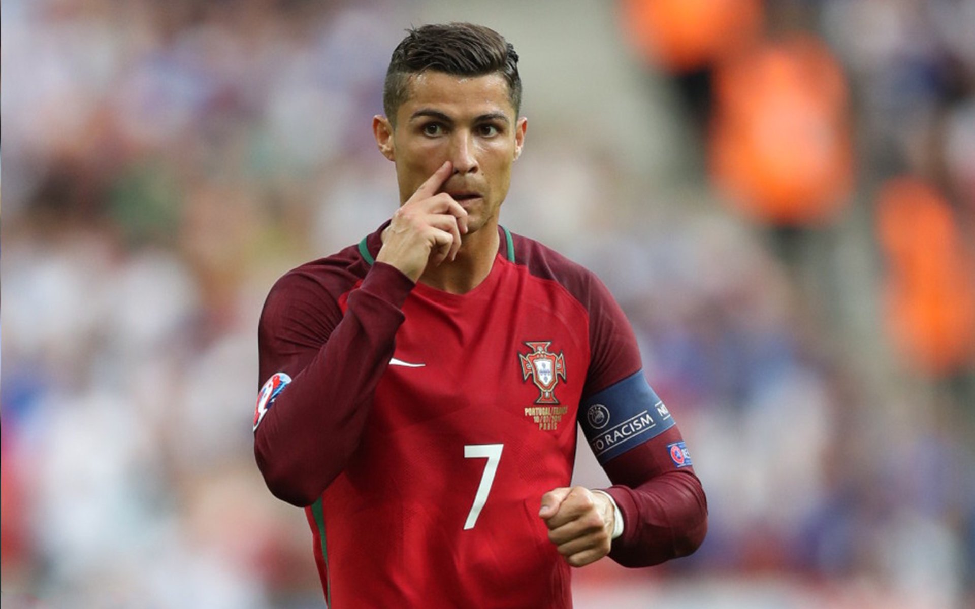 戈麦斯爆发,AC米兰封锁玻利维亚,足球如何成为地缘政治的隐秘战场